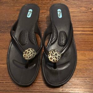 Oka B chocolate brown flip flops